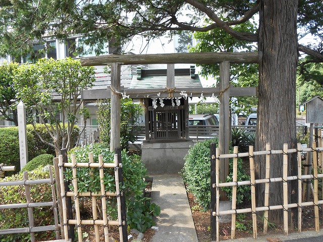調布 近藤勇生誕の地にある近藤神社